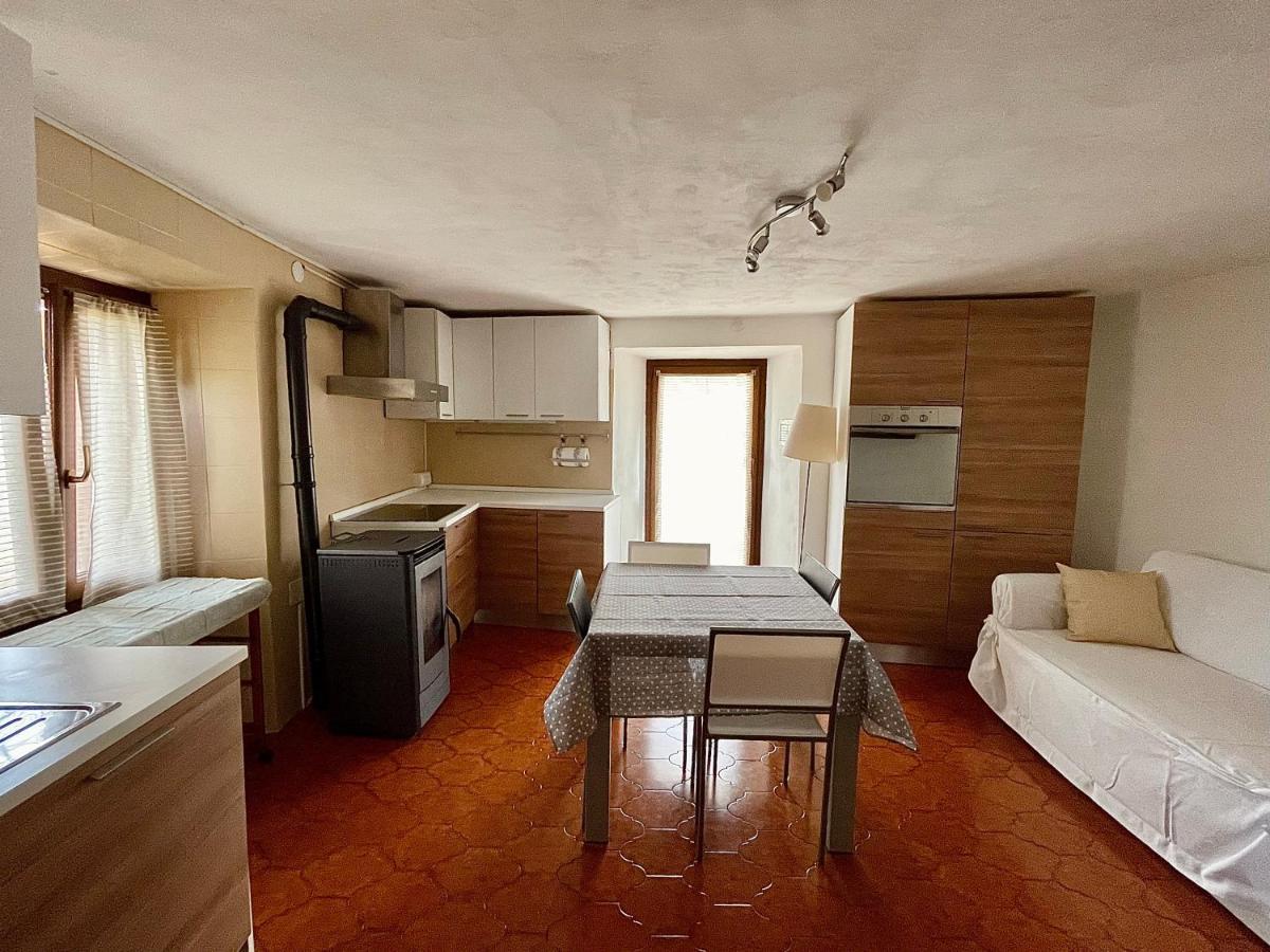 Maison Merlot Apartment Aosta Ngoại thất bức ảnh