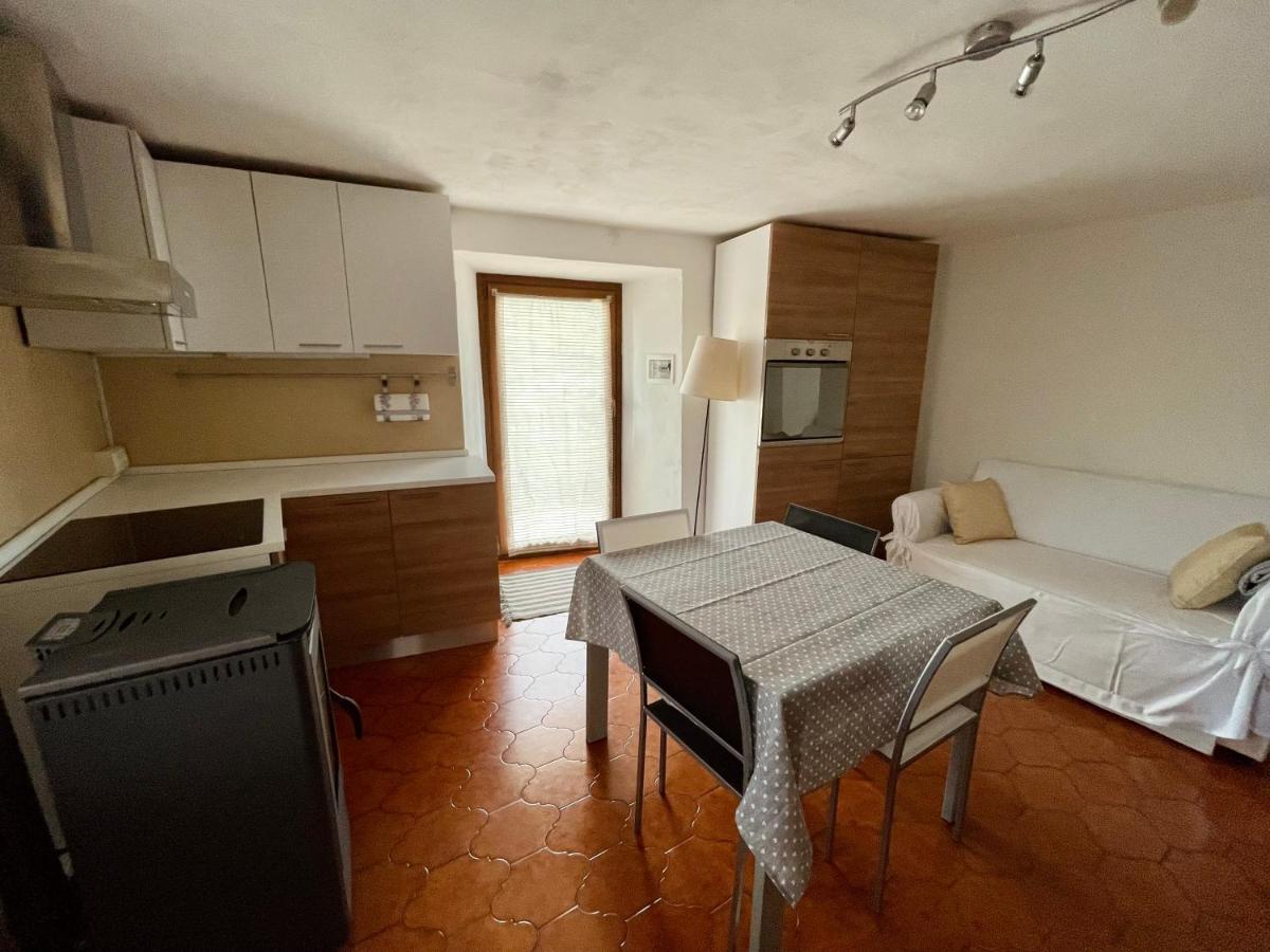 Maison Merlot Apartment Aosta Ngoại thất bức ảnh