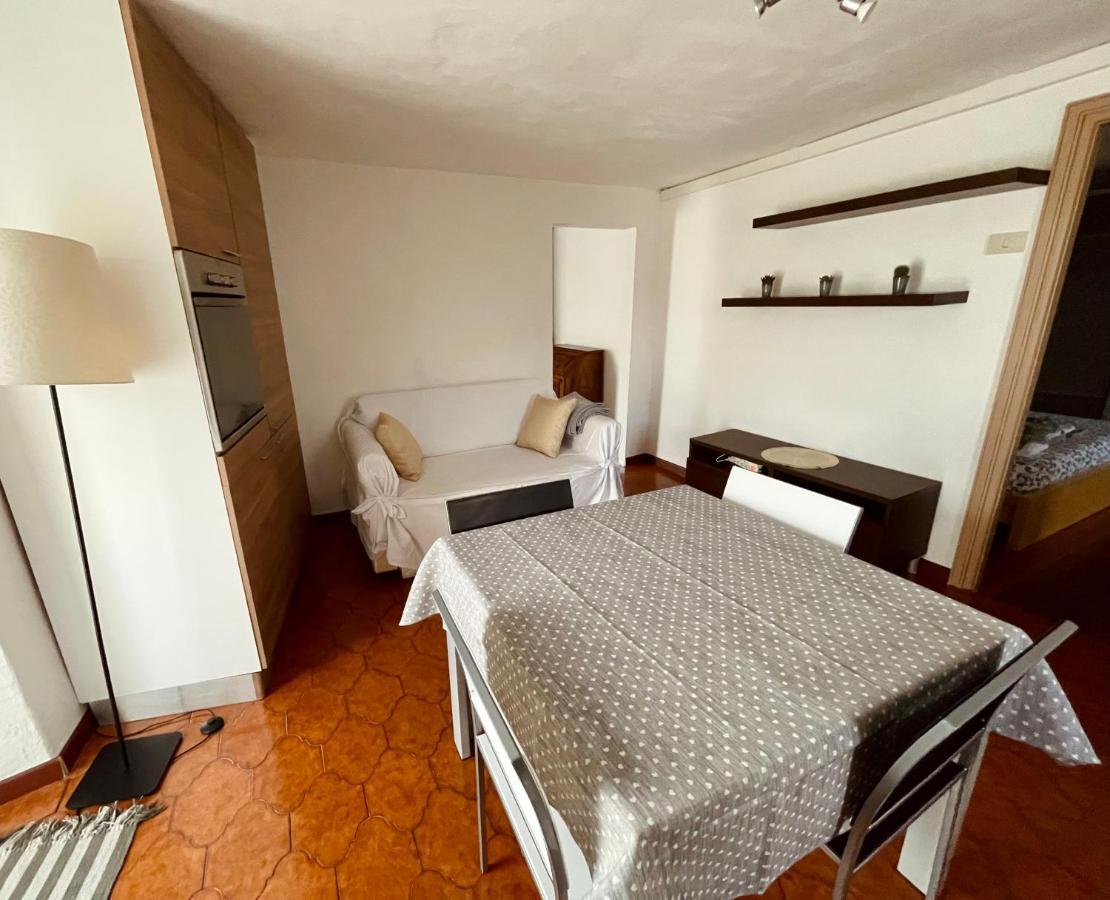 Maison Merlot Apartment Aosta Ngoại thất bức ảnh